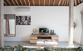 Aloha Beach House Bingin
